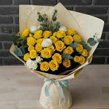 Букет цветов из:  Розы в Тихвине