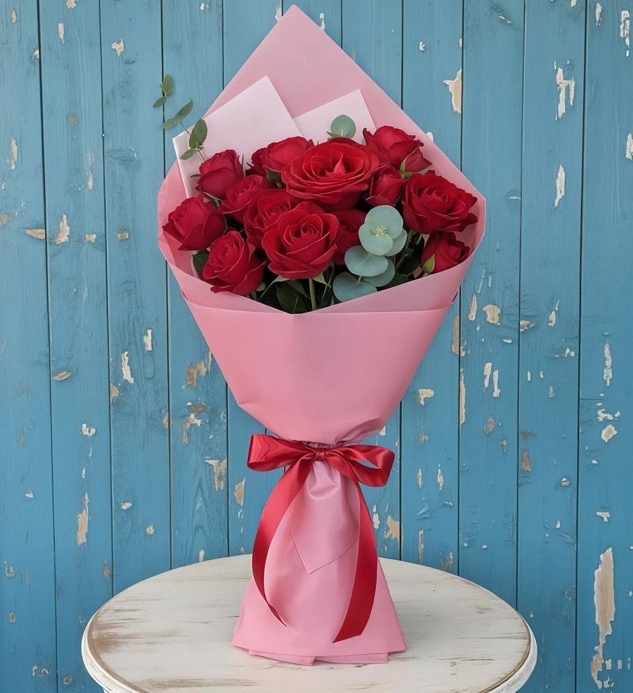 Букет цветов из: Розы в Тихвине