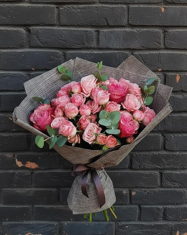 Букет цветов из: Розы в Тихвине