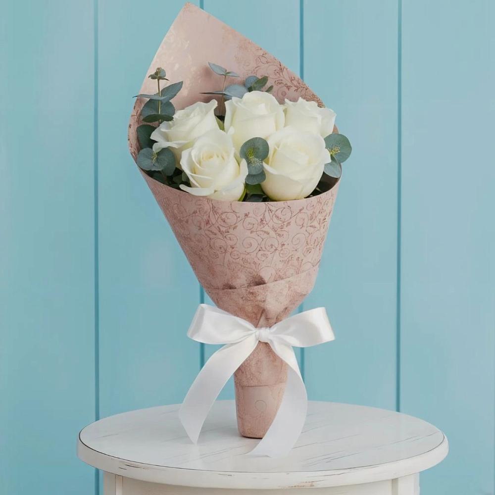 Букет цветов из: Розы в Тихвине