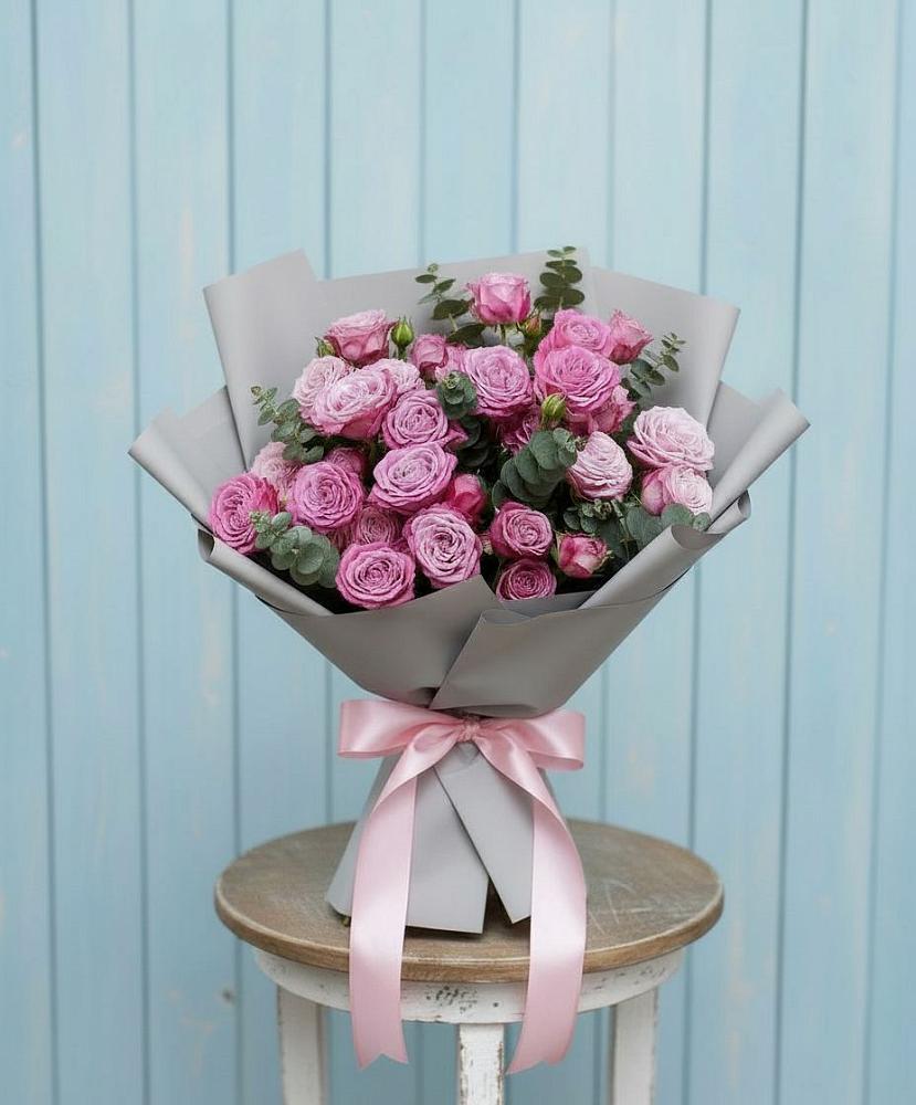 Букет цветов из: Розы в Тихвине