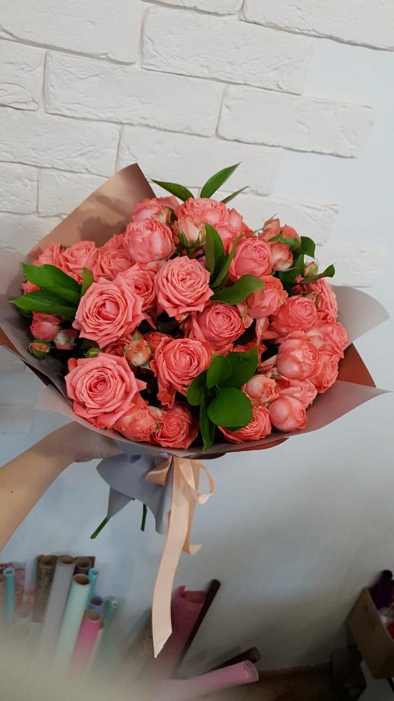 Букет цветов из: Розы в Тихвине