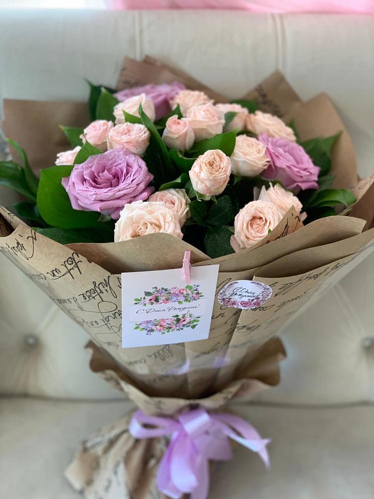 Букет цветов из: Розы в Тихвине