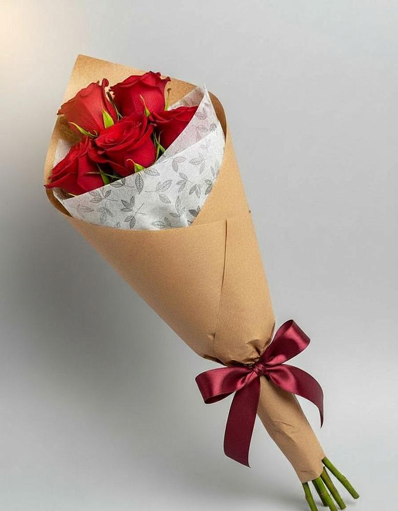 Букет цветов из: Розы в Тихвине