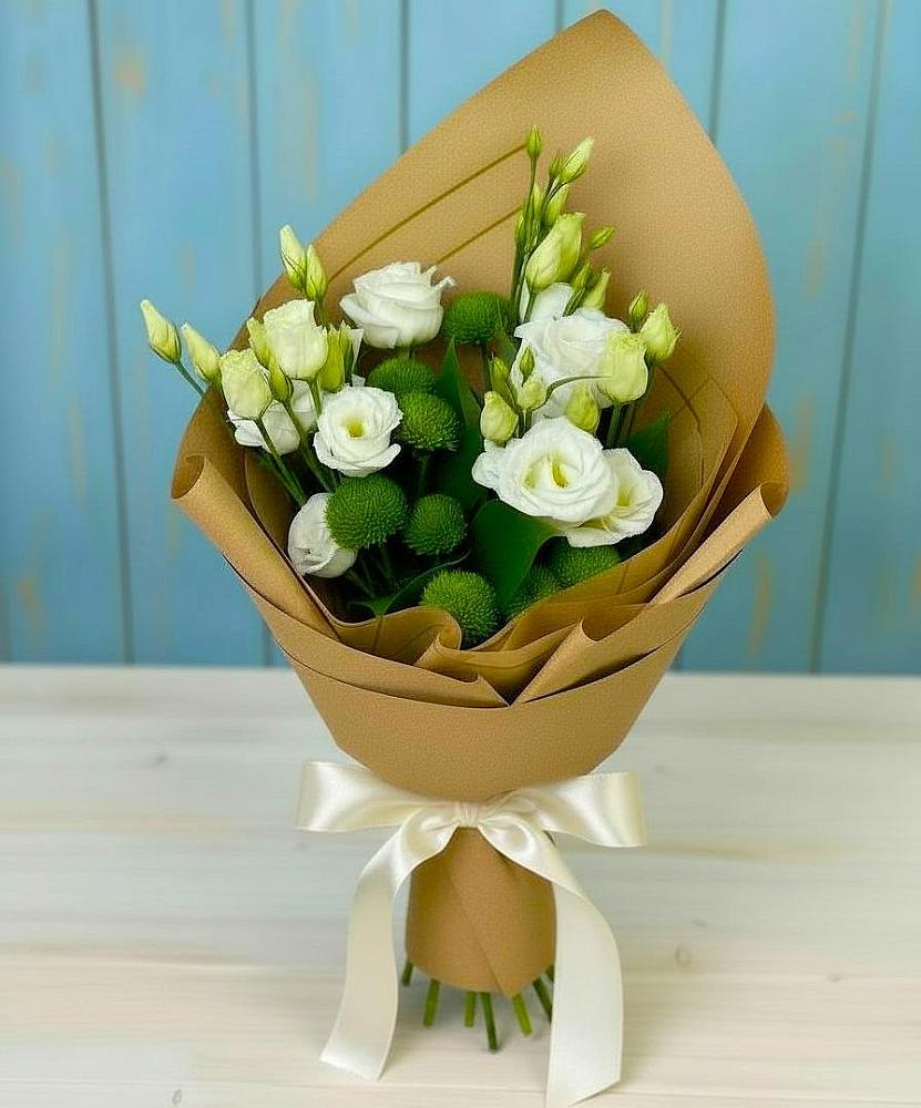 Букет цветов из: Хризантемы и Лизиантусы в Тихвине