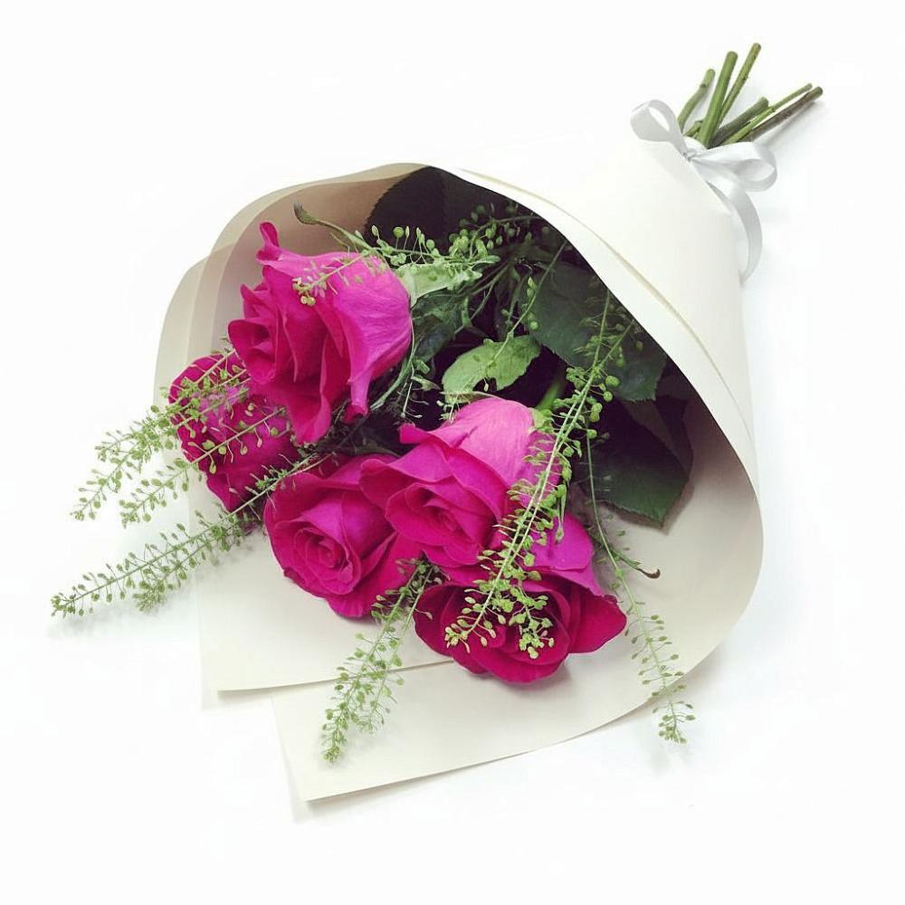 Букет цветов из: Розы в Тихвине