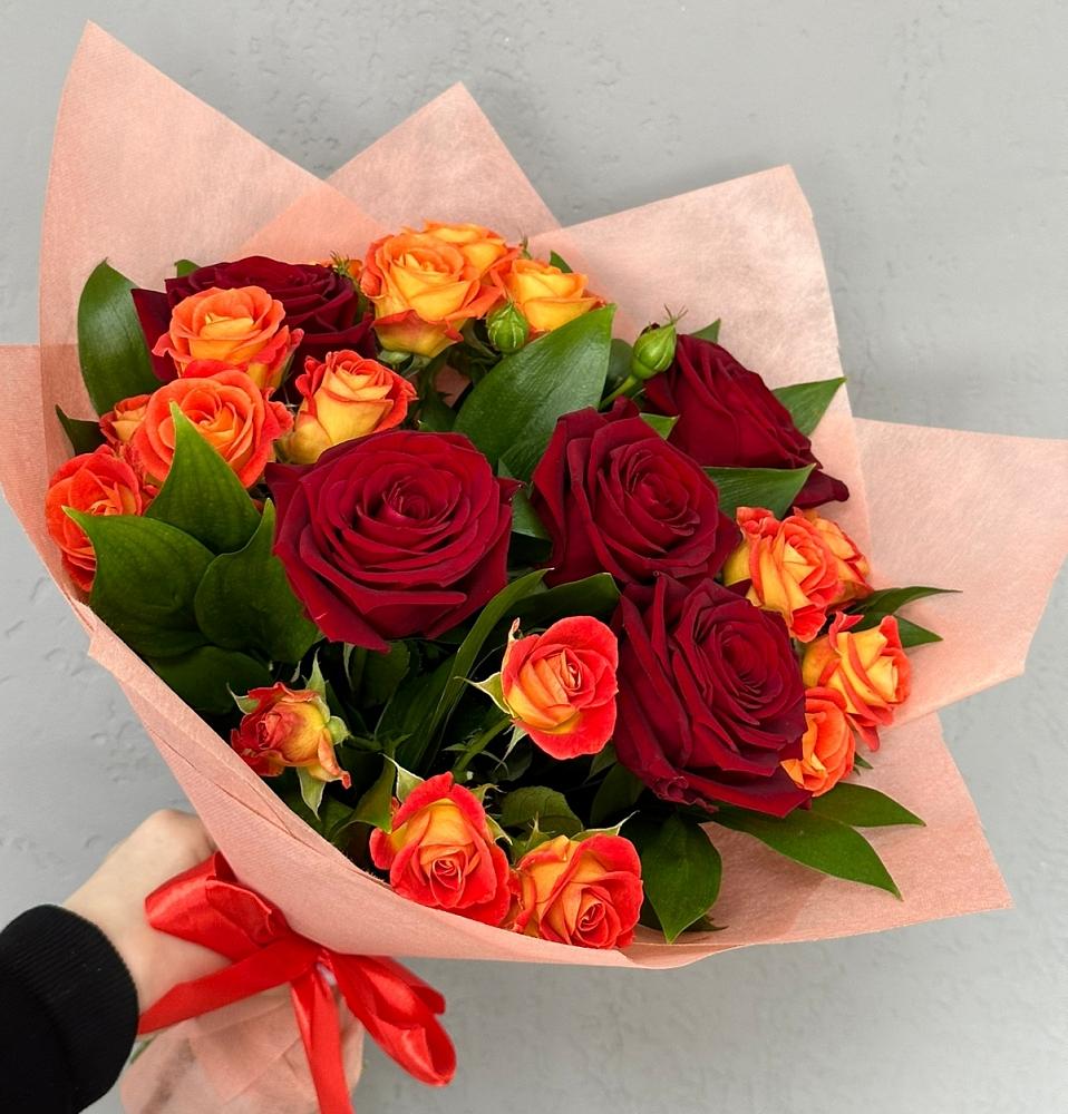 Букет Любовь и восторг в Тихвине