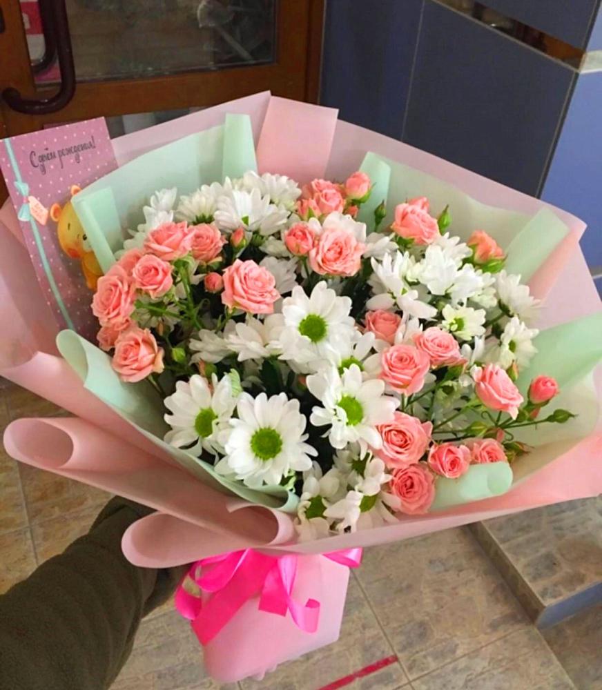 Букет цветов из: Розы и Хризантемы в Тихвине