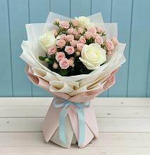 Букет цветов из:  Розы #REPLACE_PRED# Тихвине