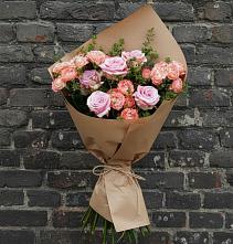 Букет цветов из:  Розы в Тихвине