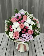 Букет цветов из:  Альстромерии, Гвоздики, Розы и Хризантемы в Тихвине