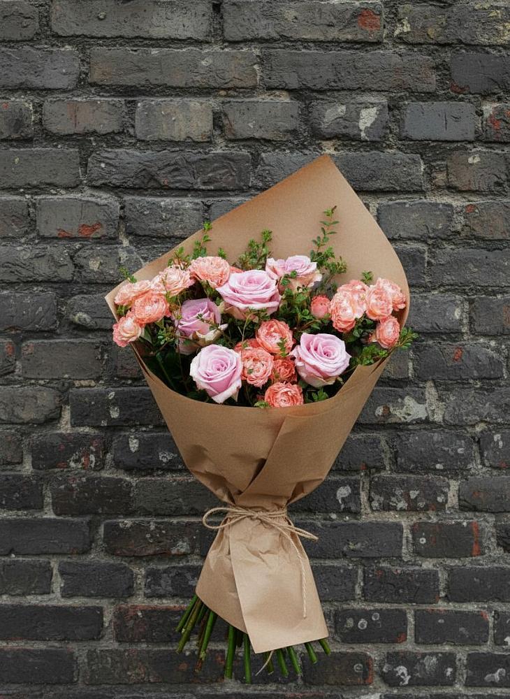 Букет цветов из: Розы в Тихвине