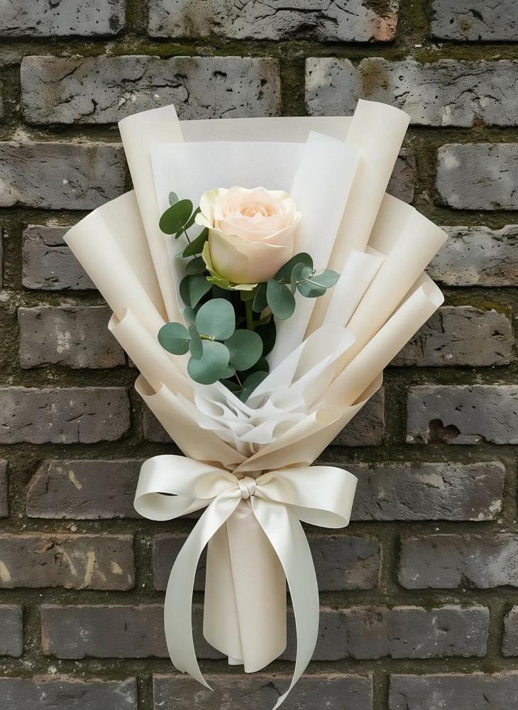 Букет цветов из: Розы в Тихвине