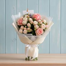 Букет цветов из:  Розы в Тихвине