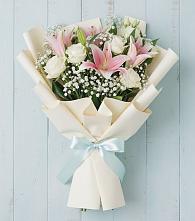 Букет цветов из:  Лилии в Тихвине